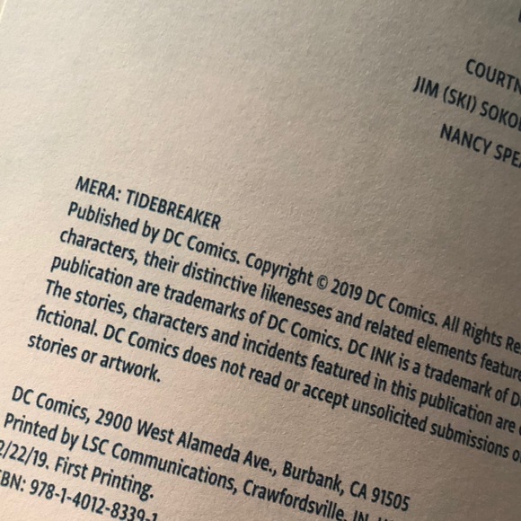 MERA Tidebreaker Graphic novel 🎈 2 for $15 🎈 - Picture 3 of 3